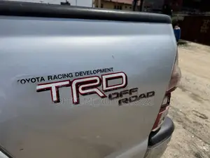 Toyota Tacoma Double Cab V6 Automatic 2010 Silver
