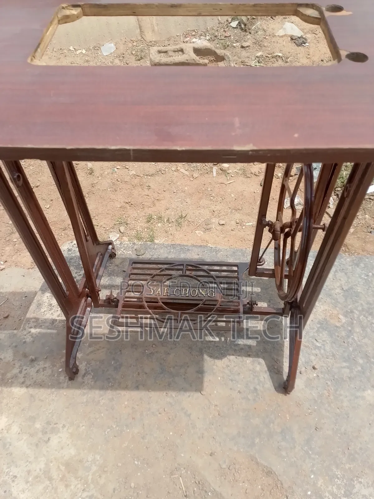 Sewing/Overlocking Machine Legs