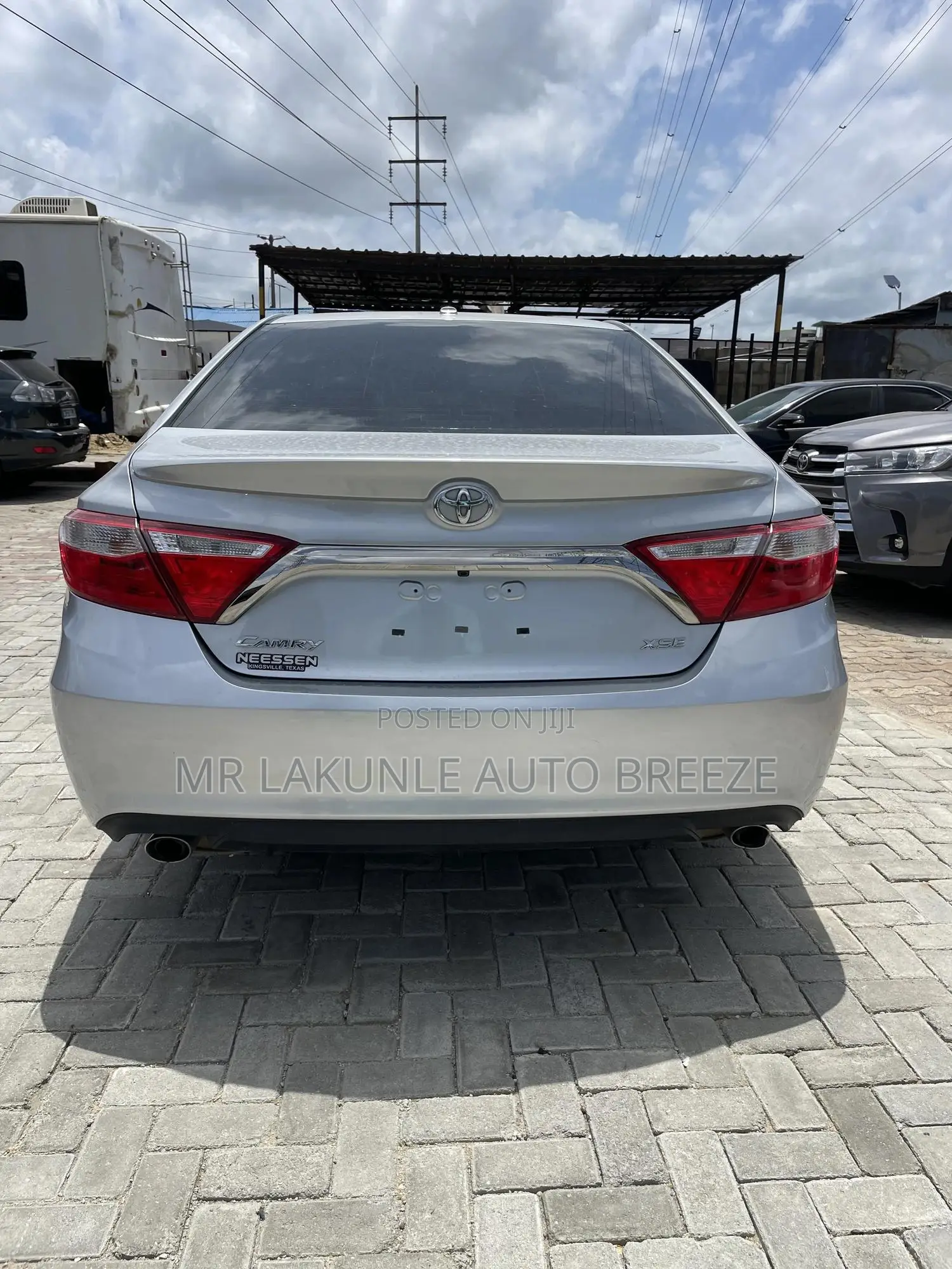 Toyota Camry 2015 Silver