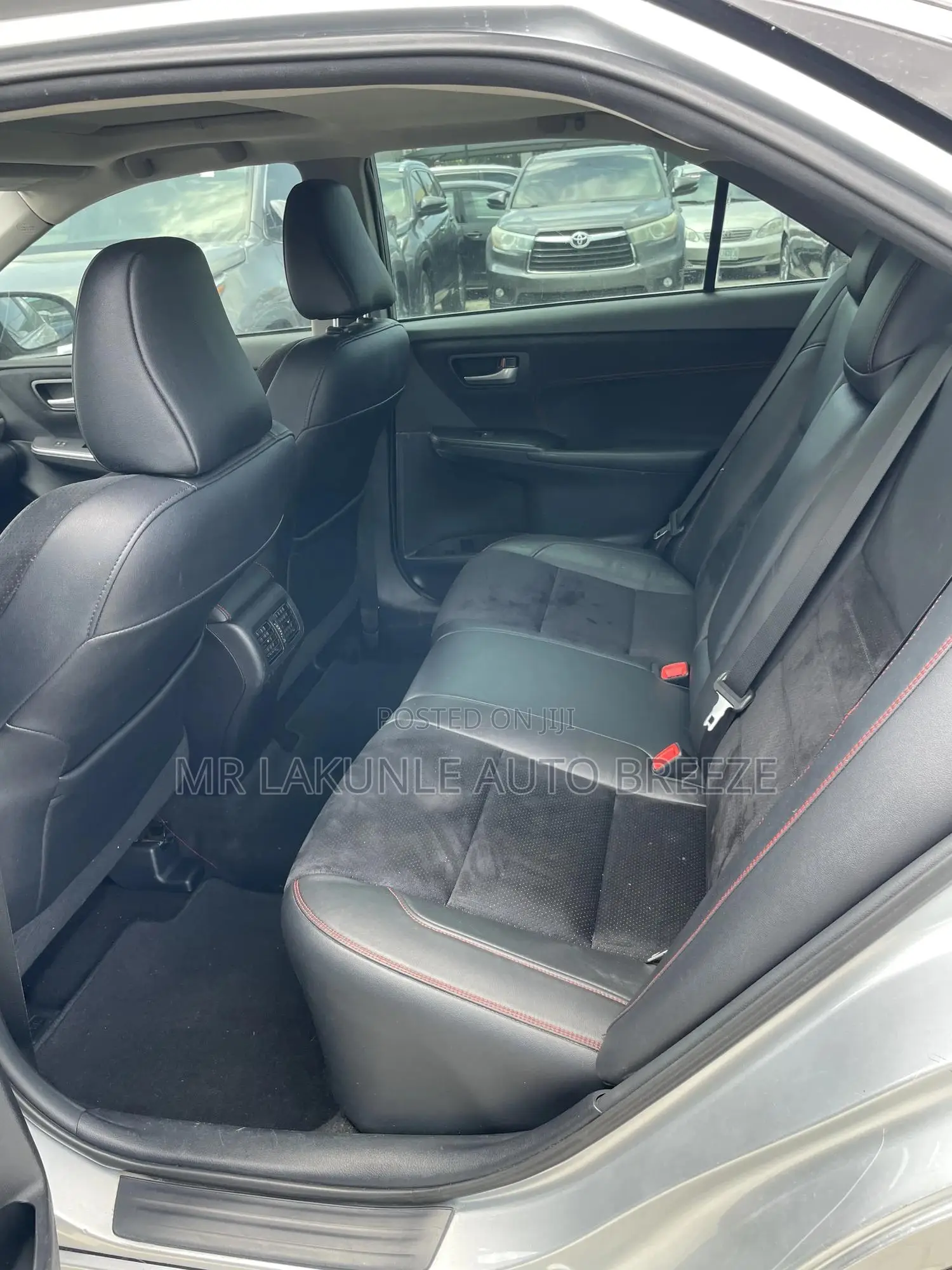Toyota Camry 2015 Silver