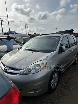 Toyota Sienna XLE AWD 2006 Silver