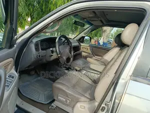 Toyota Sequoia 2003 Silver