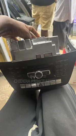 Ampilifer and Radio Sound System for Ml350/Gle350 2015/2018 Model