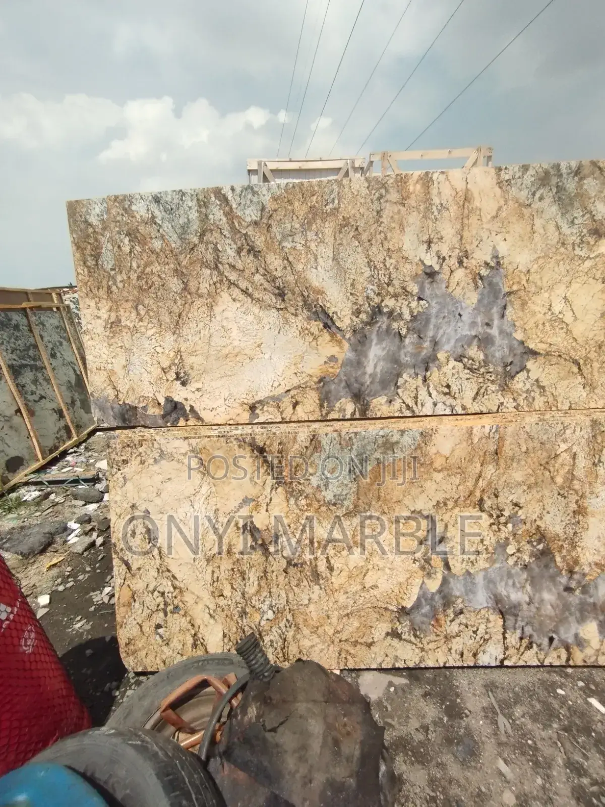 Oven View Gold Granite Slab