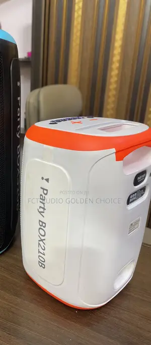 JBL Party Box210b