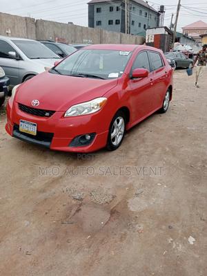 Toyota Matrix Hatchback FWD (1.8L 4cyl 5M) 2008 Red