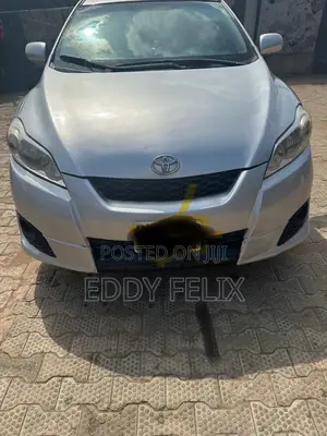 Toyota Matrix 2010 Silver