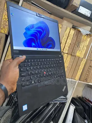 Laptop Lenovo ThinkPad X390 8GB Intel Core i7 SSD 256GB