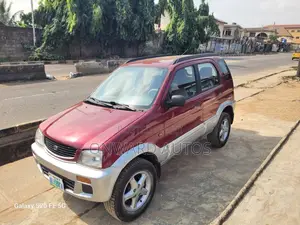 Daihatsu Terios 2000 Red