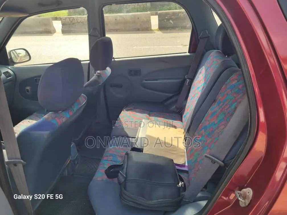 Daihatsu Terios 2000 Red