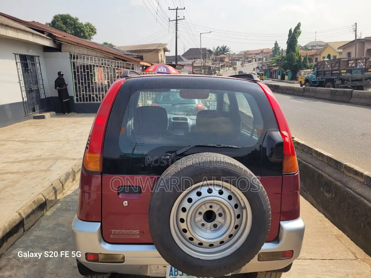 Daihatsu Terios 2000 Red