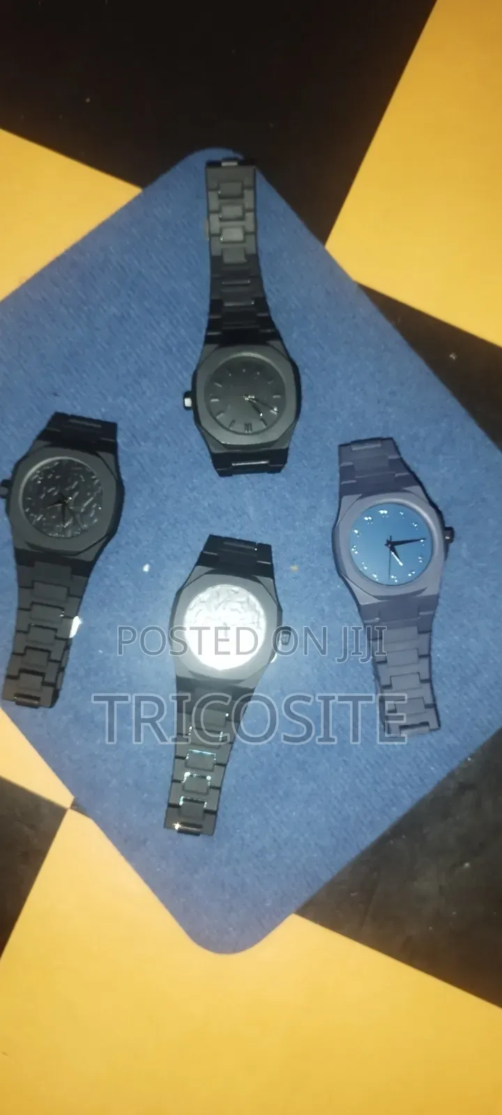 New Black Wrist Watch