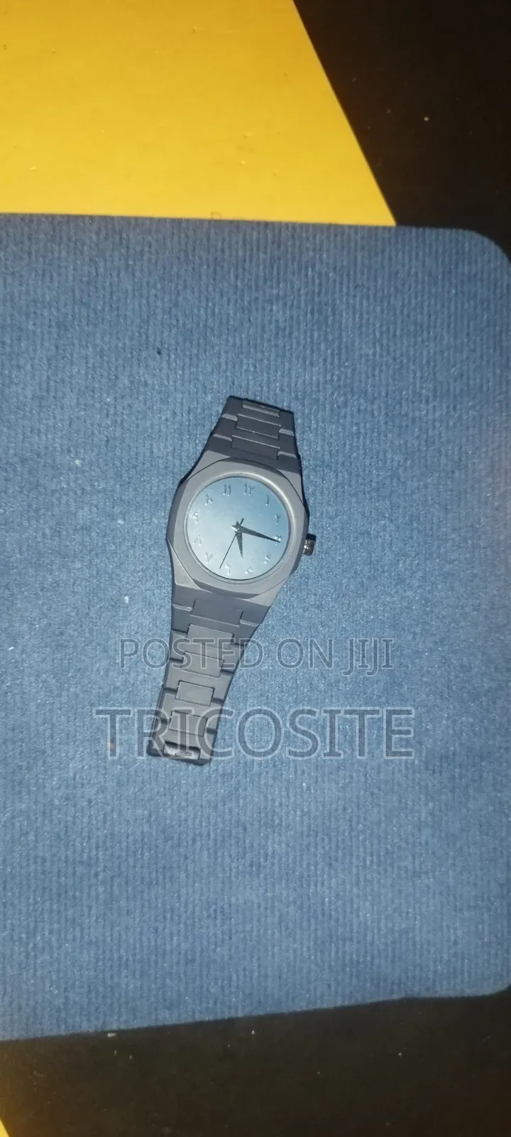 New Black Wrist Watch