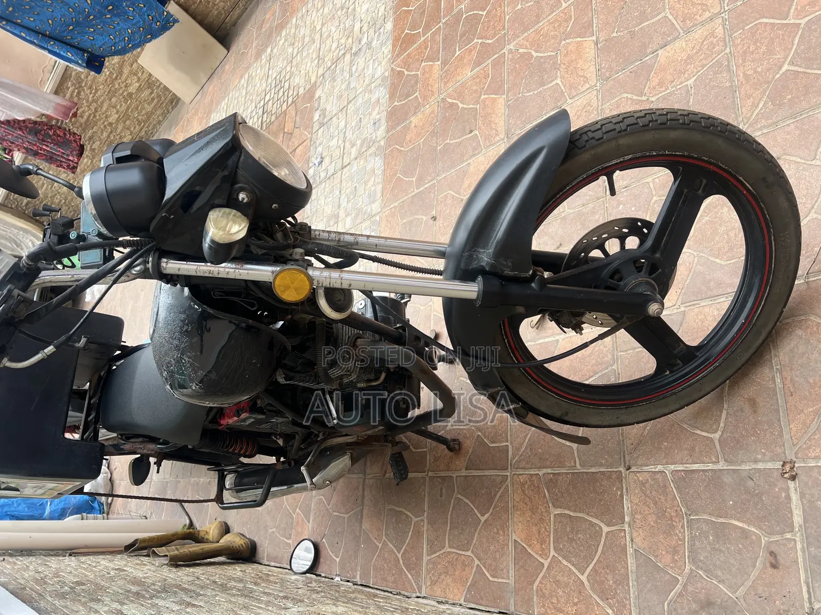 Kymstone Husky 2025 Black