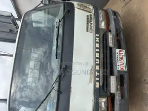 Mitsubishi Canter
