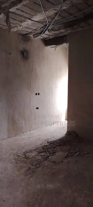 3bdrm Apartment in Kaura for sale