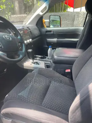 Toyota Tundra 2011 Black