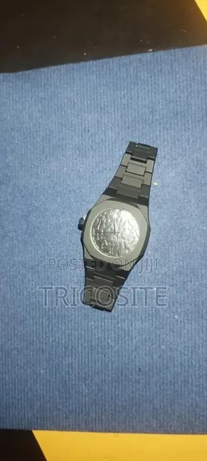 New Black Wrist Watch