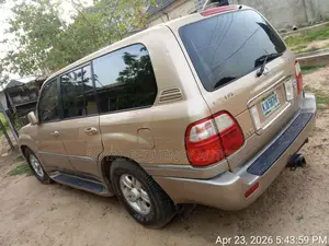 Lexus LX 470 AWD 2000 Gold