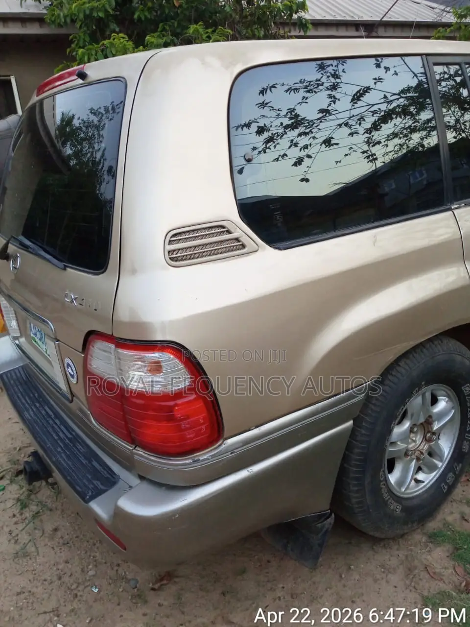 Lexus LX 470 AWD 2000 Gold