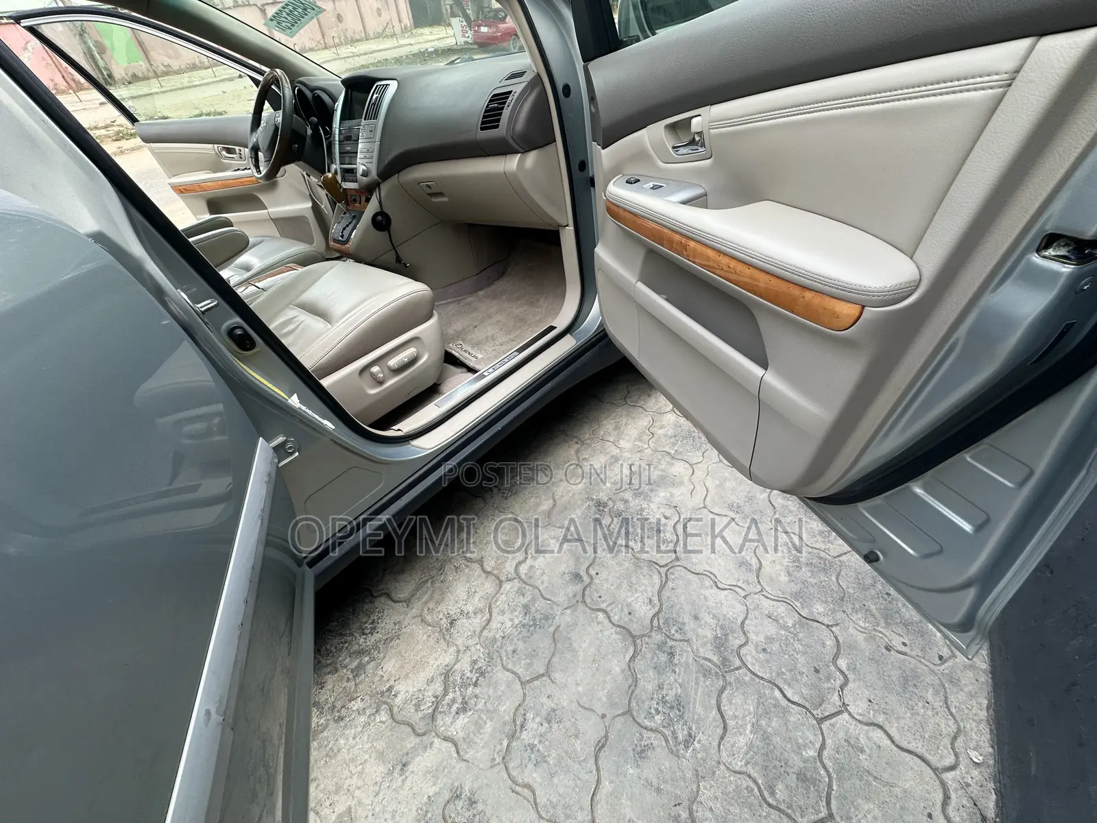 Lexus RX 330 2006 Gold