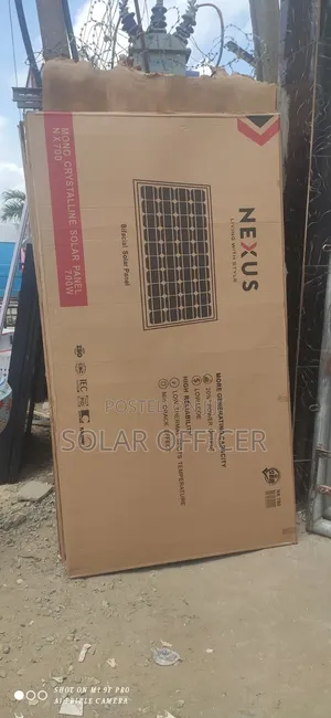 700w Nexus Solar Panel