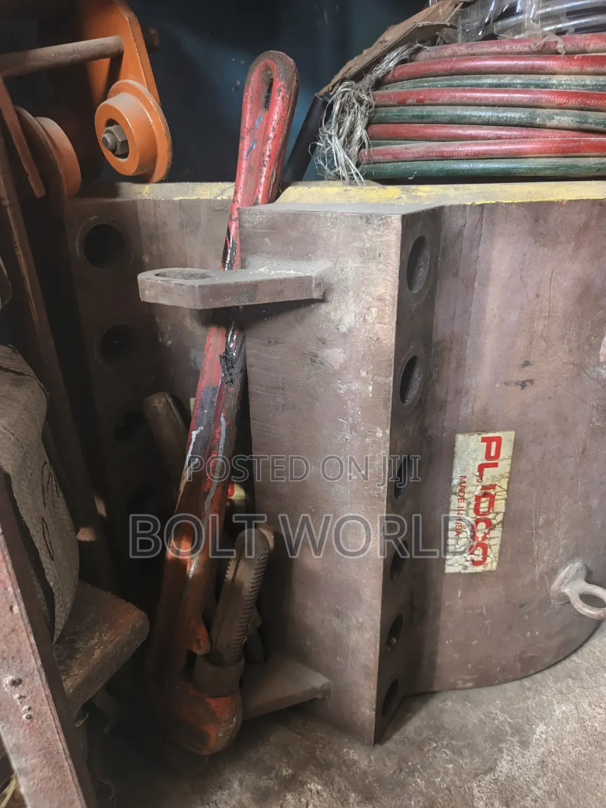 28" Pipe Clamp for Industrial Used