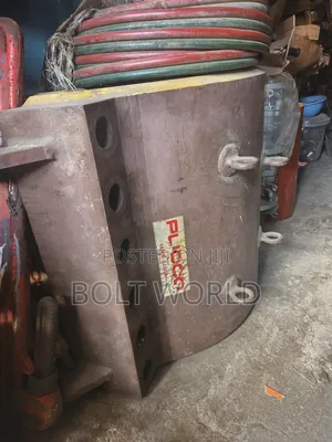28" Pipe Clamp for Industrial Used