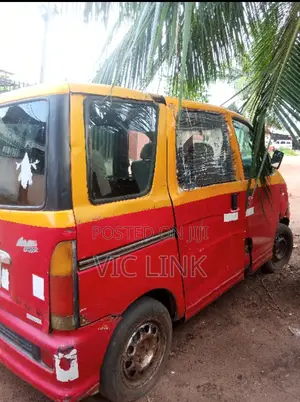 Daihatsu Gran Max 2013 Red
