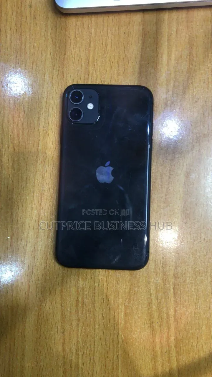 Apple iPhone 11 64 GB Black