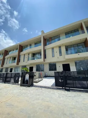 Furnished 5bdrm Townhouse/Terrace in Lekki Phase 1 for sale