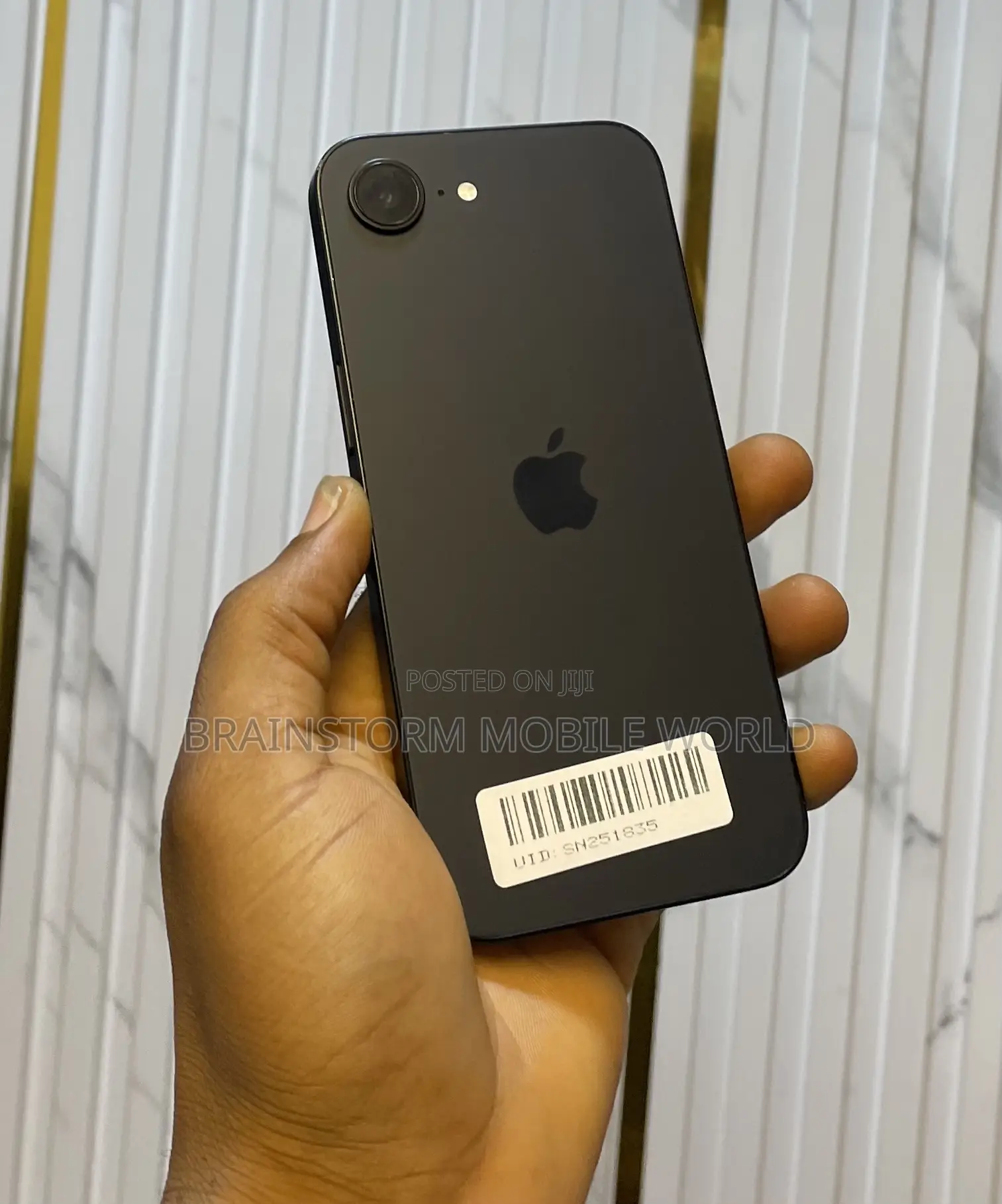 Apple iPhone 16e 128 GB Black