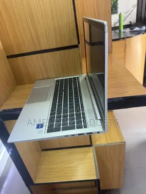 Laptop HP EliteBook 850 G8 8GB Intel Core i5 SSD 256GB