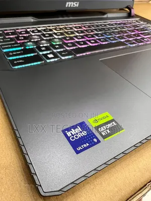 New Laptop MSI Vector 16 HX AI A2XWIG 16GB Intel Core Ultra 9 SSD 1T