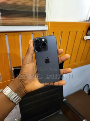 Apple iPhone 15 Pro 128 GB Blue