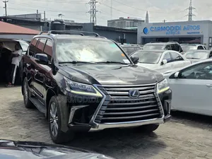 Lexus LX 2016 Black