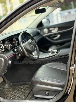 Mercedes-Benz E300 2017 Black