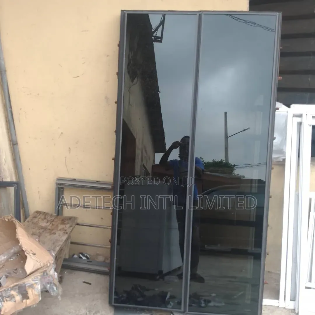 High Functional Aluminum Frameless Window
