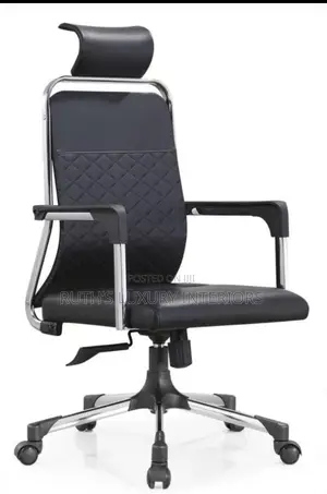 Office Chair With Headrest - Black
