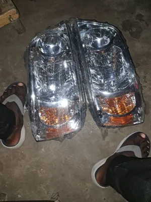 Headlights Toyota Highlander 2005 Tokunbo Available