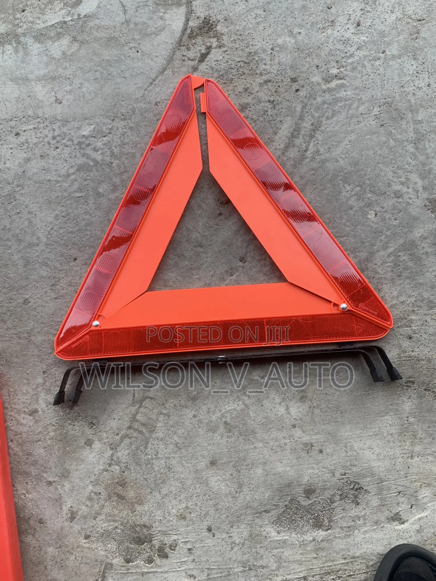 Heavy-Duty Foldable Emergency Warning Triangle Reflector