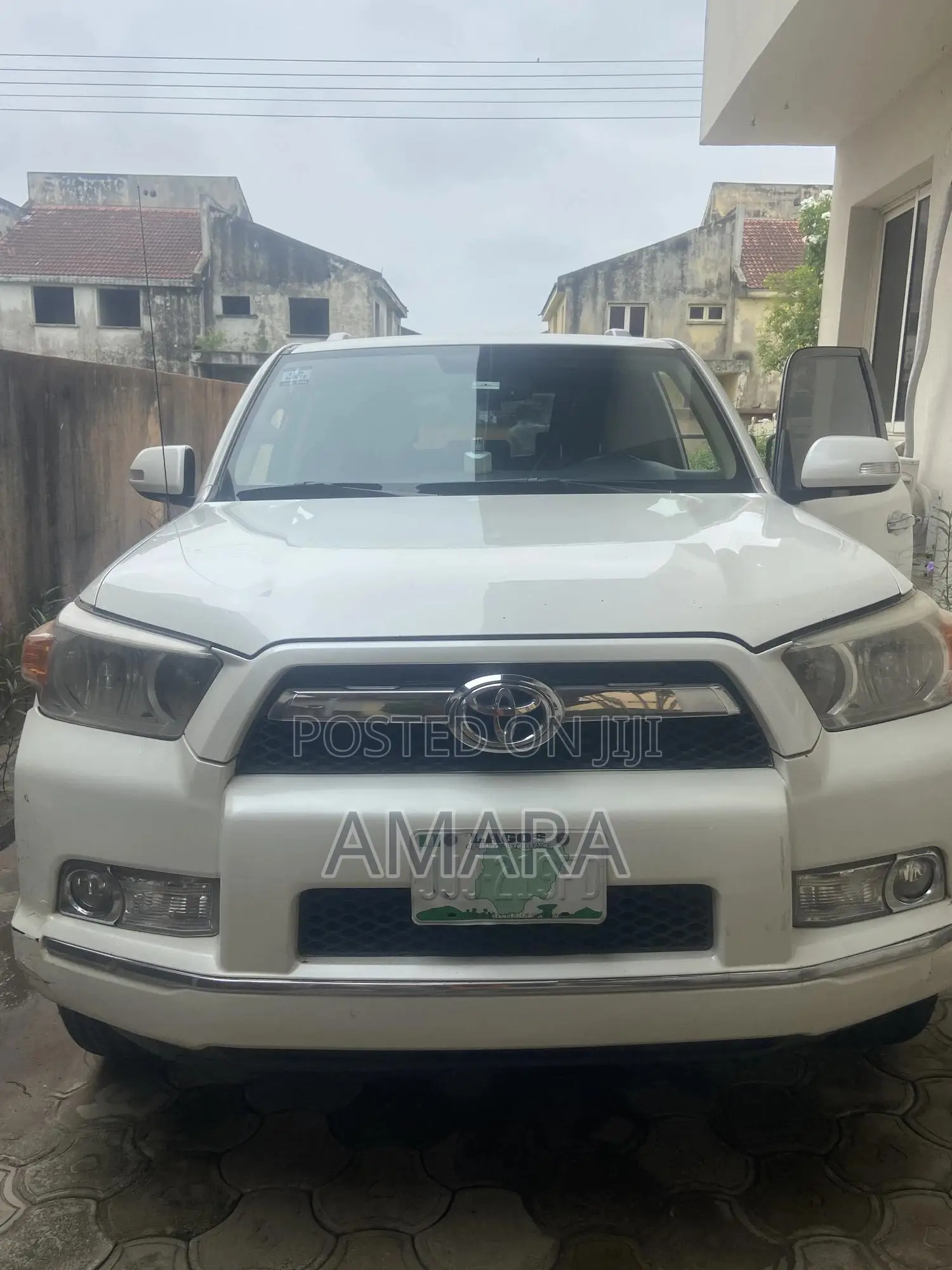Toyota 4-Runner SR5 4WD 2010 White