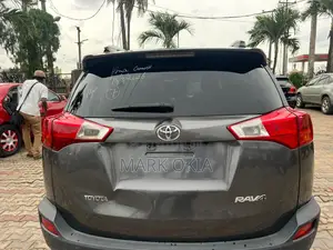 Toyota RAV4 2015 Gray