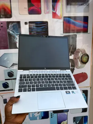 Laptop HP EliteBook 830 G9 16GB Intel Core i7 SSD 512GB