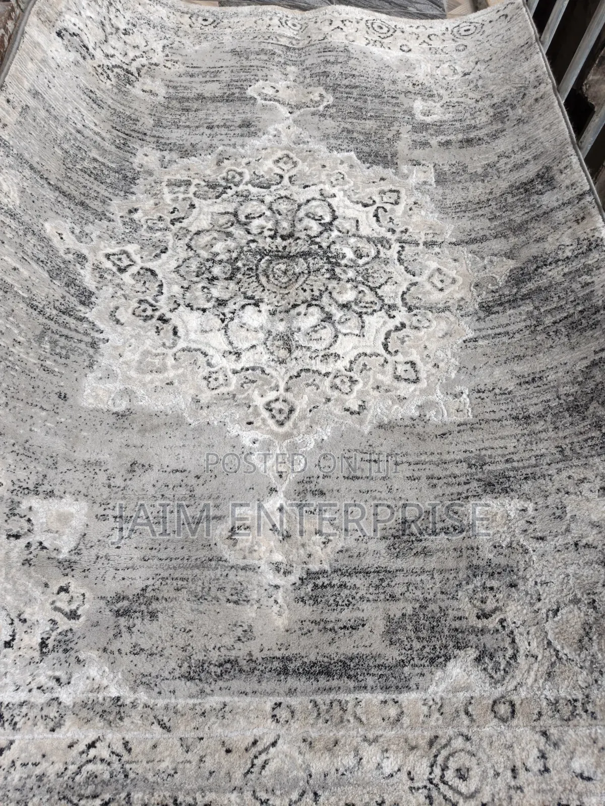 5 by 7 Netherlands Center Rug