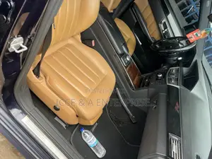 Mercedes-Benz E350 Base 4Matic Sedan AWD (3.5L 6cyl 7A) 2010 Blue