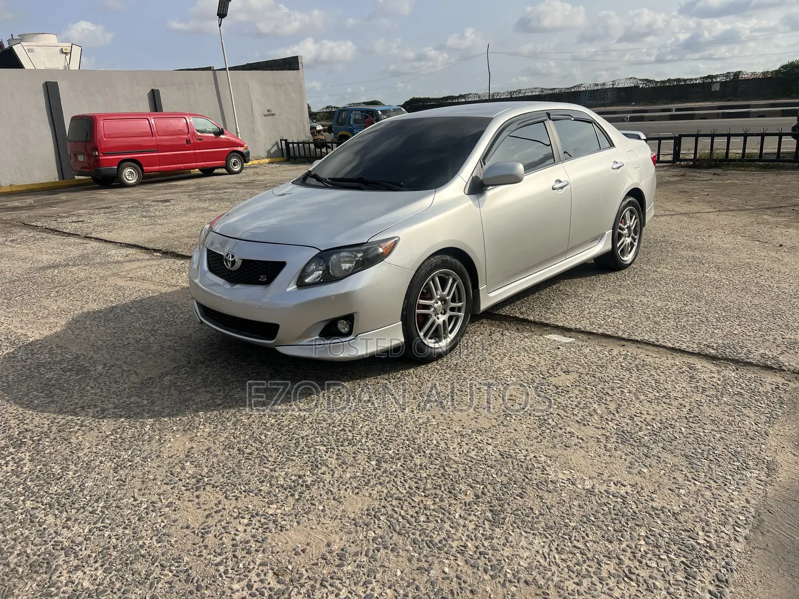 Toyota Corolla 2010 Silver
