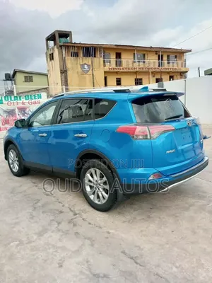 Toyota RAV4 2016 Blue
