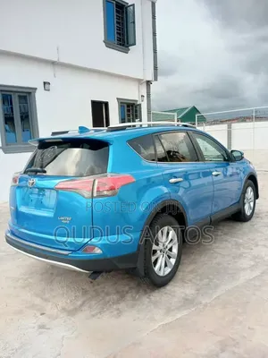 Toyota RAV4 2016 Blue