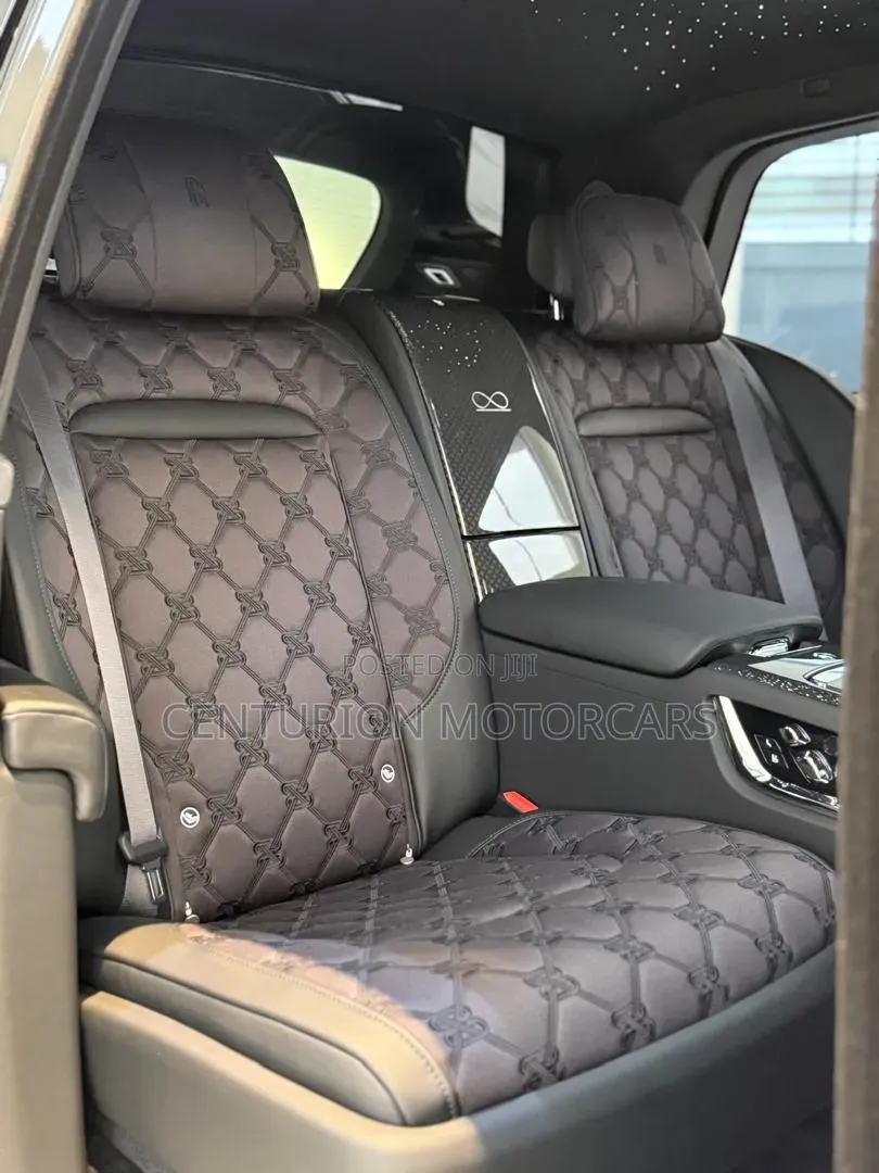 New Rolls-Royce Cullinan 2026 Black